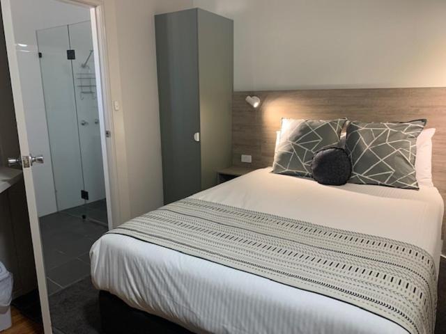Hamilton Henry Parkes Motor Inn Экстерьер фото